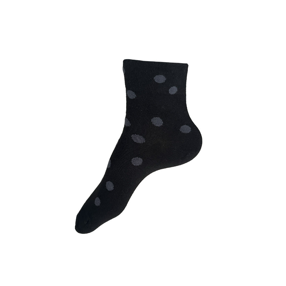 Made in USA women's cuffless cotton ankle sock in black and grey polka dots