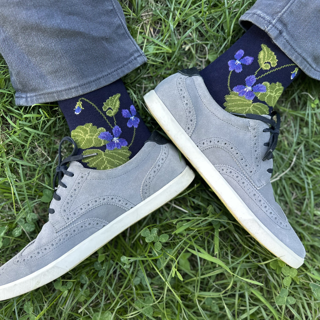 Made in USA men's navy cotton floral socks with violet flowers and green leaves